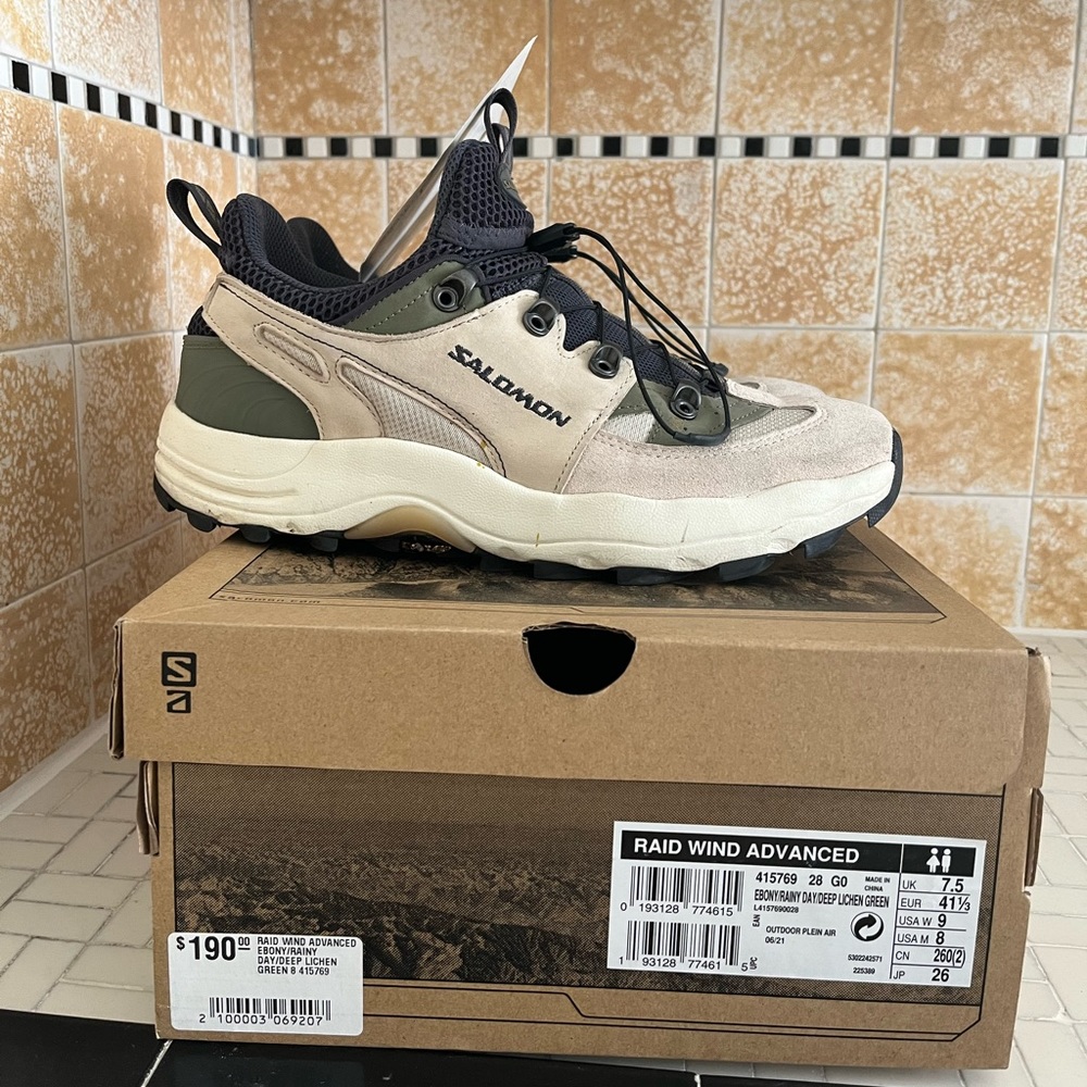 Saloman Hiking Shoes